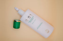 Load image into Gallery viewer, Moisturizing Fluid Cream - 200 ml bottle