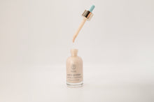 Load image into Gallery viewer, Hydrating and Illuminating Primer Serum - 30 ml dropper bottle