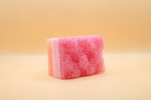 Load image into Gallery viewer, Sapone Spugna Esfoliante alla Rosa - 75 gr